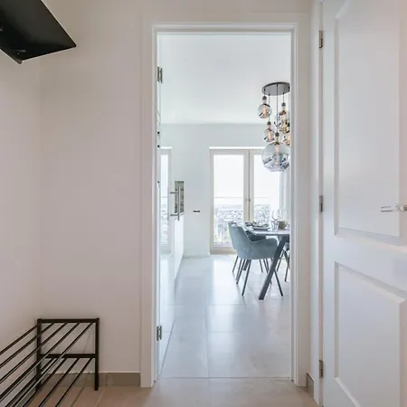 Huswell - With Beautiful Seaview In Apartment Ostend