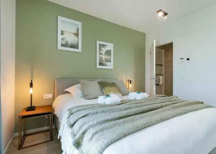 Huswell - With Beautiful Seaview In *